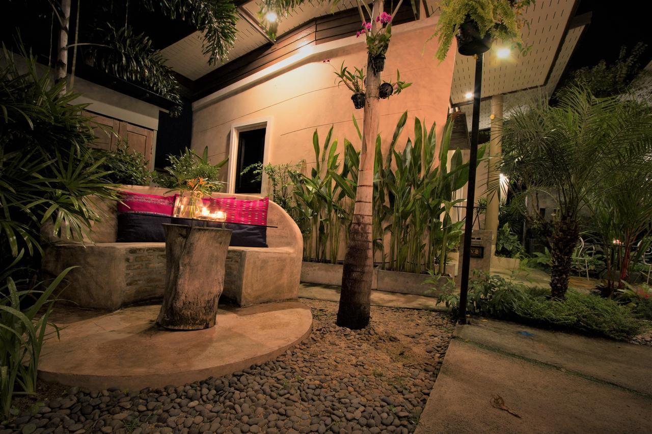 Casa Malee Hotel Chiang Mai Ngoại thất bức ảnh